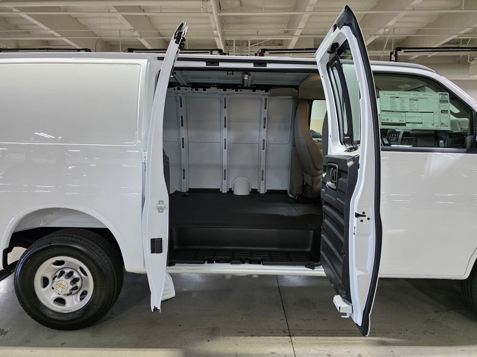 2026 Chevrolet Express Cargo Work Van - Photo 19