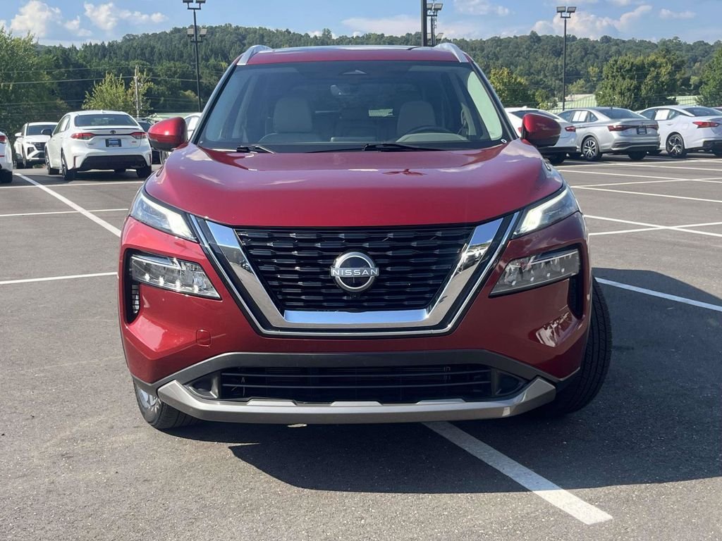 Used 2023 Red Nissan SL image 8