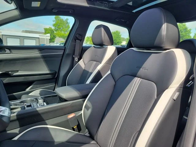 New 2026 Aurora Black Pearl Kia GT-Line FWD image 13