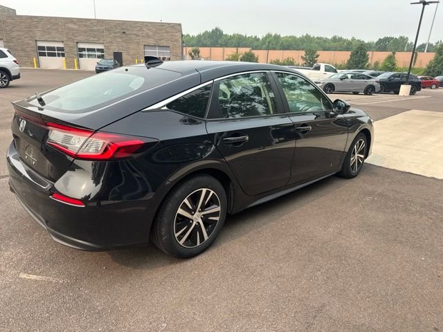 Used 2023 Black Honda LX image 5