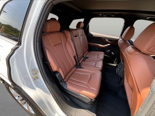 Used 2025  Audi 55 Premium image 27