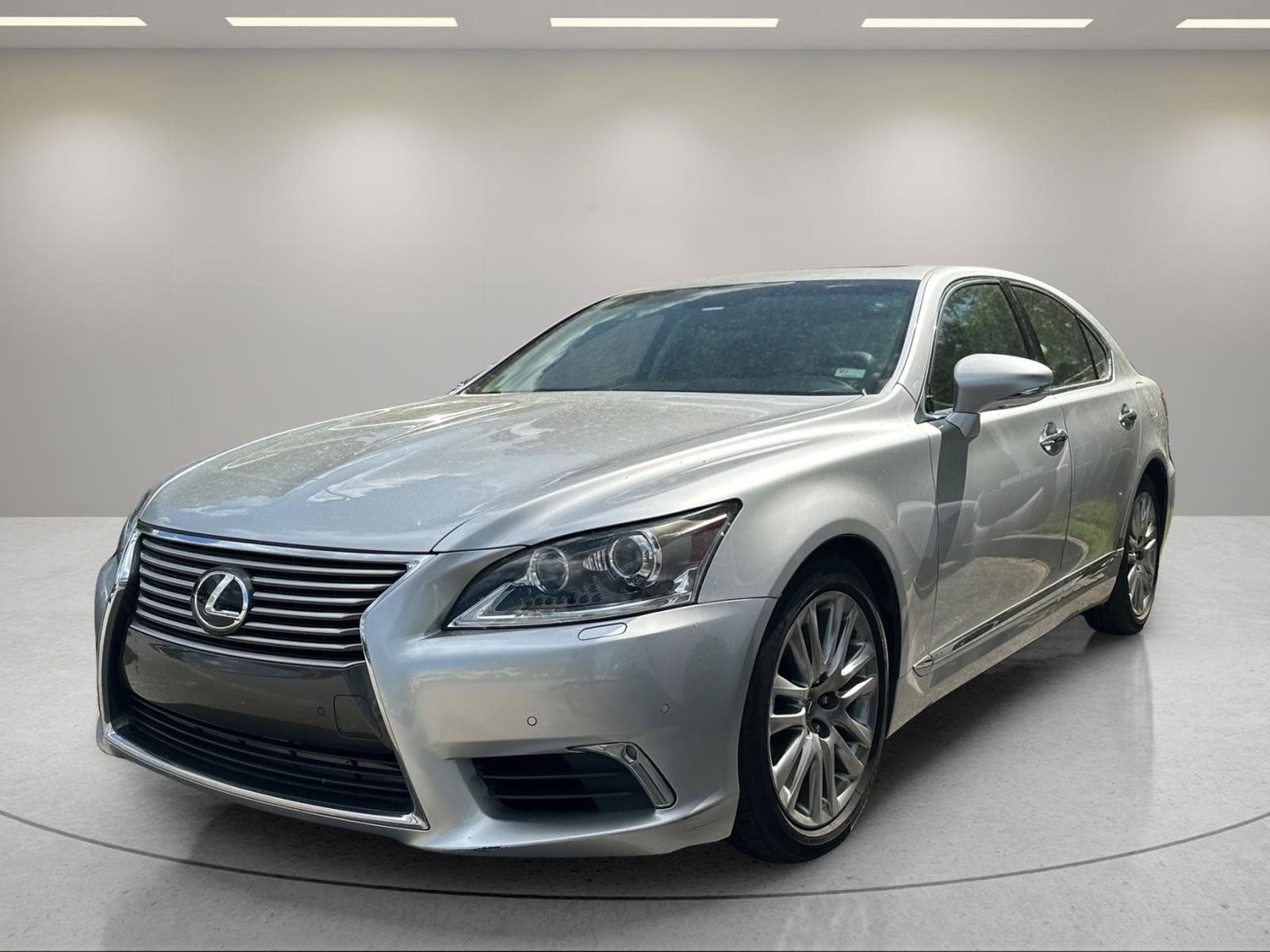 2015 Lexus LS Base