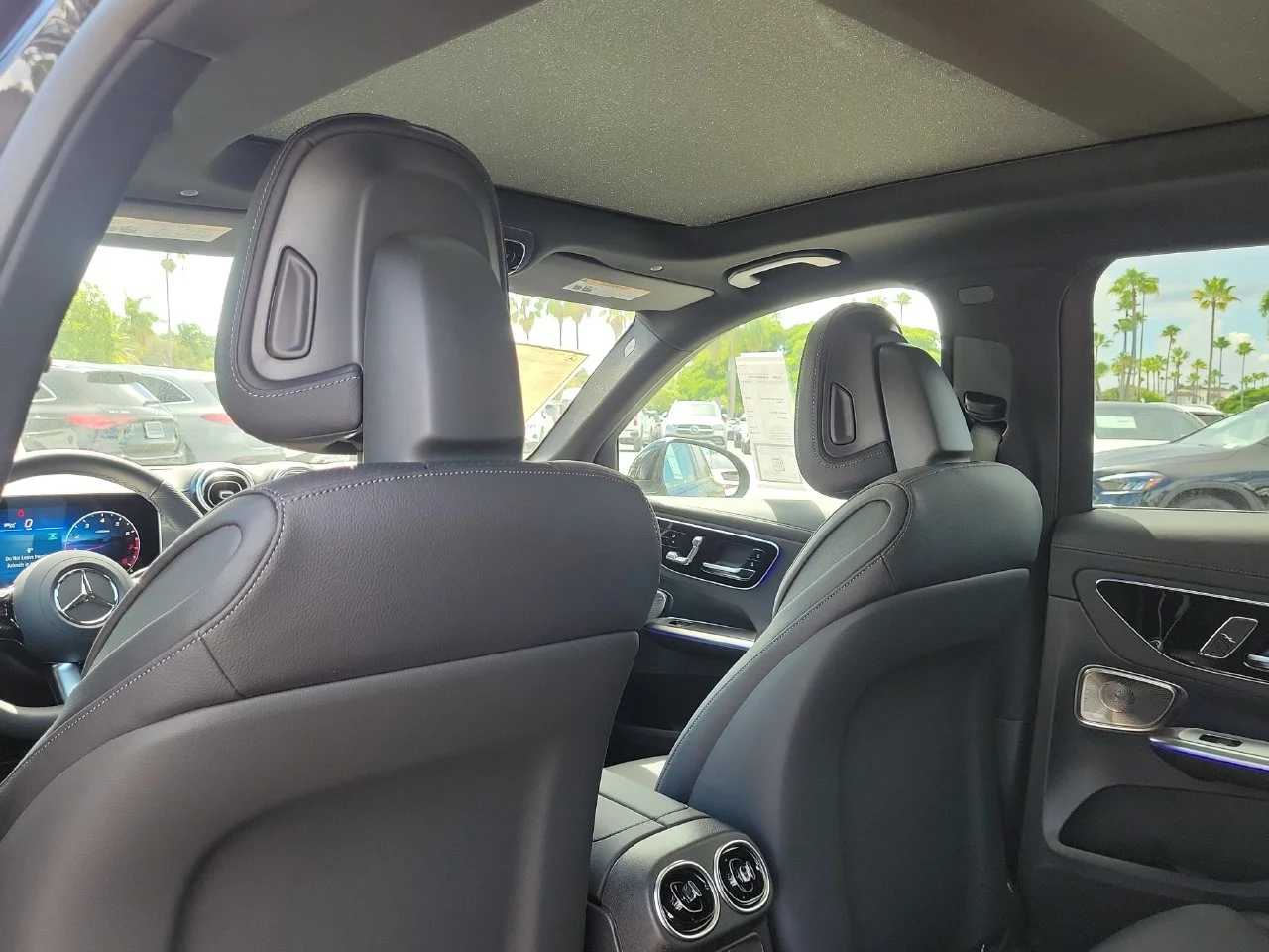 New 2027 Graphite Grey Metallic Mercedes-Benz GLC 300 image 12