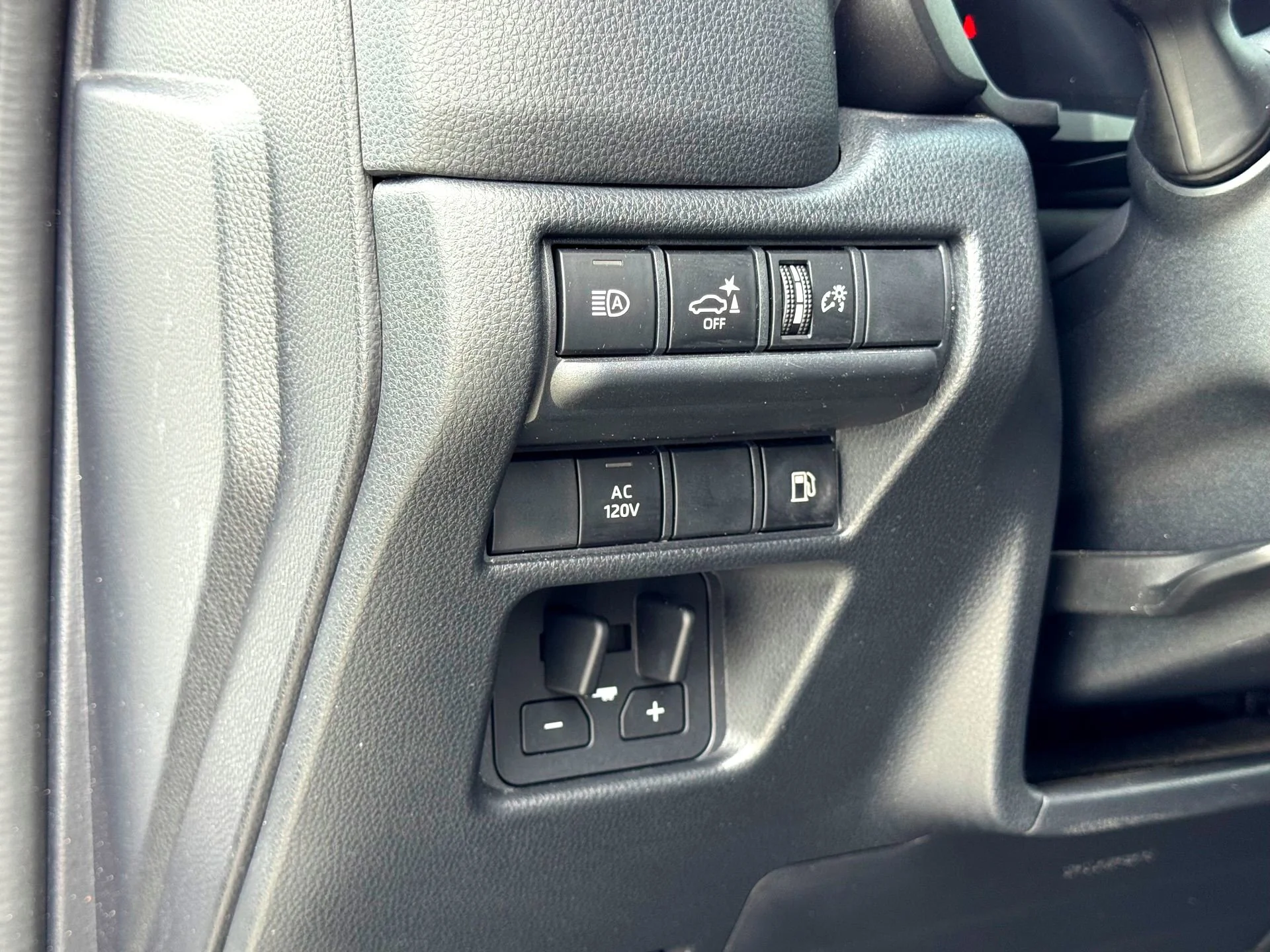Used 2024  Toyota 1958 image 16