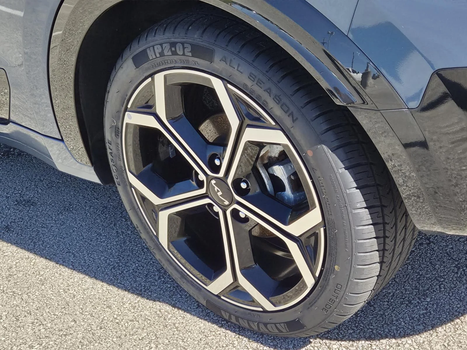 2023 Kia Niro EX Touring - Photo 7