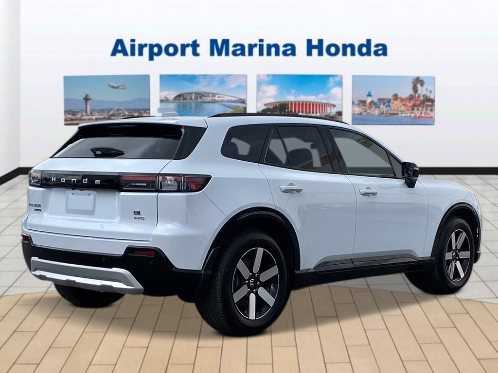 New 2026 Frostline White Pearl Honda Touring image 4