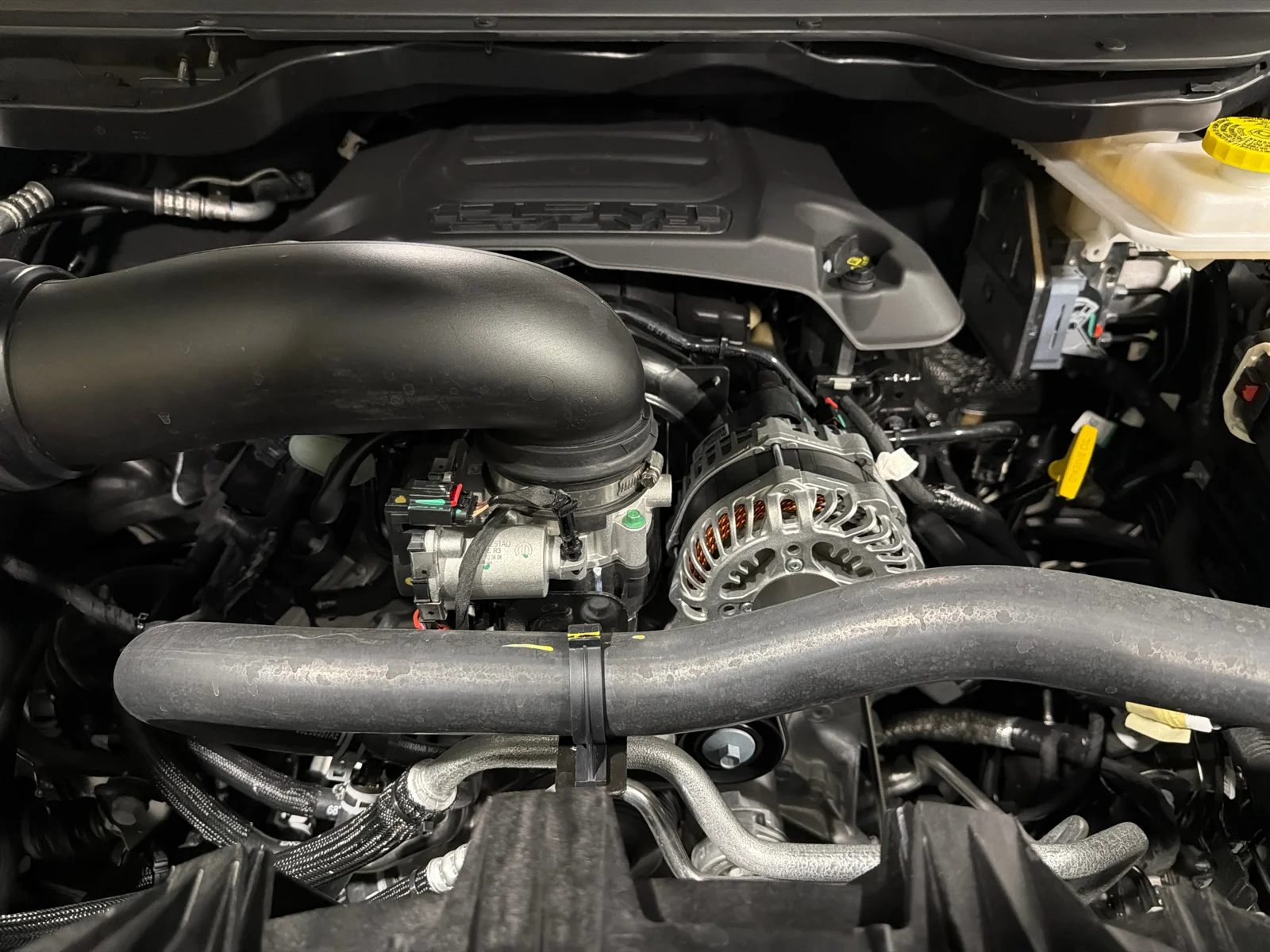 New 2027 Tank Exterior Paint RAM Laramie image 50