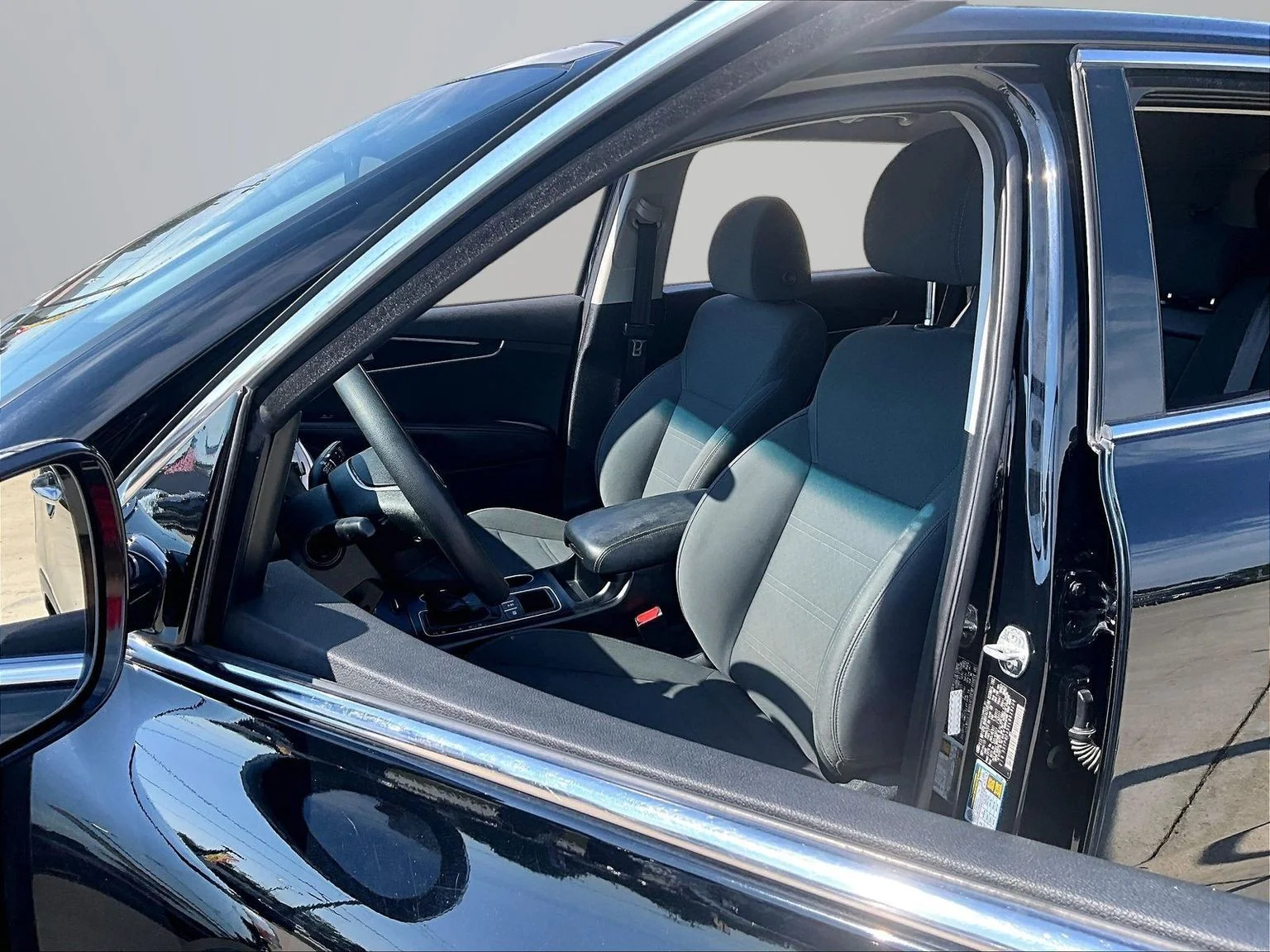 Used 2020 Black Kia LX image 24