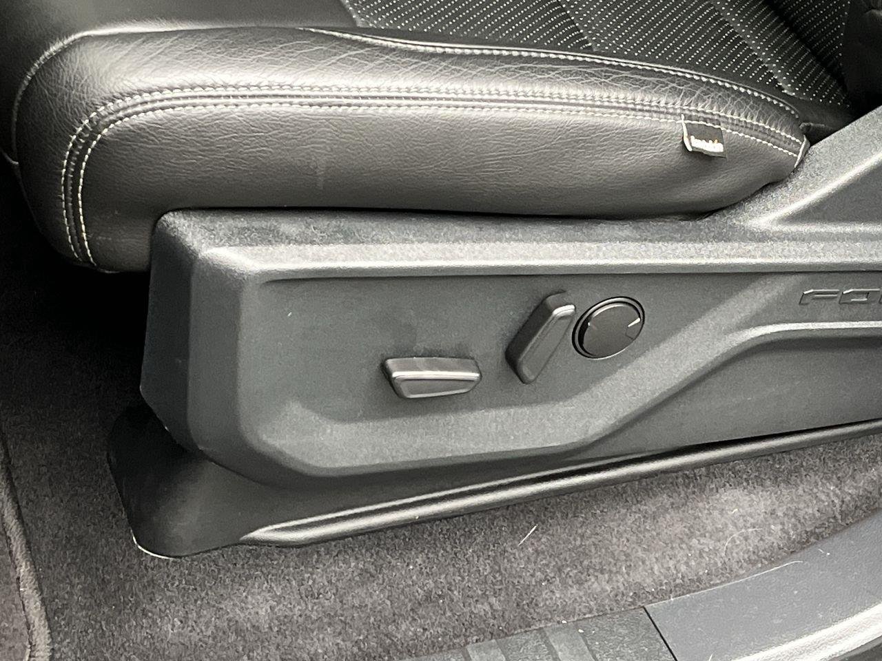 Used 2025 Iconic Silver Ford XLT image 12