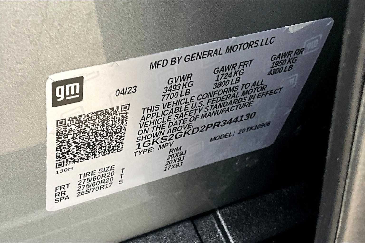 Used 2023 Sterling Metallic GMC SLT image 37