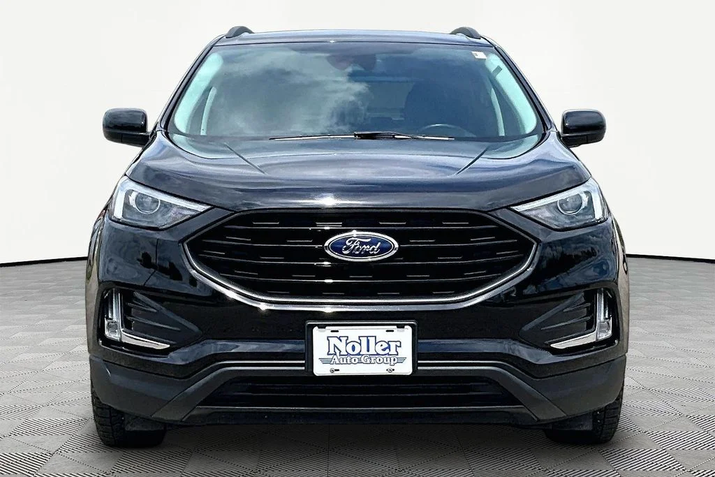 Certified Used 2023 Black Metallic Ford SEL image 3