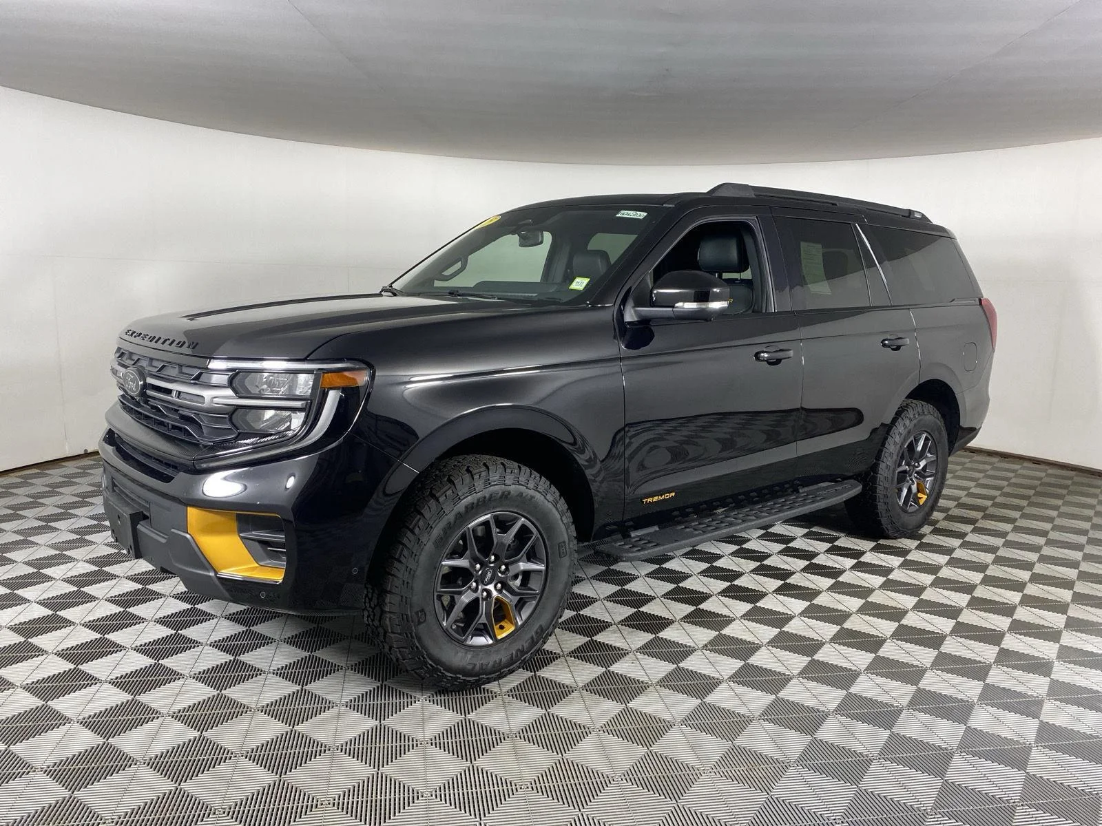 New 2025 Agate Black Metallic Ford TREMOR® image 3