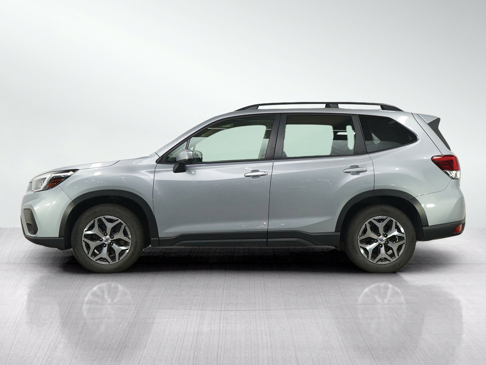 Used 2020 Subaru Forester Premium with VIN JF2SKAGC8LH598564 for sale in Burnsville, Minnesota