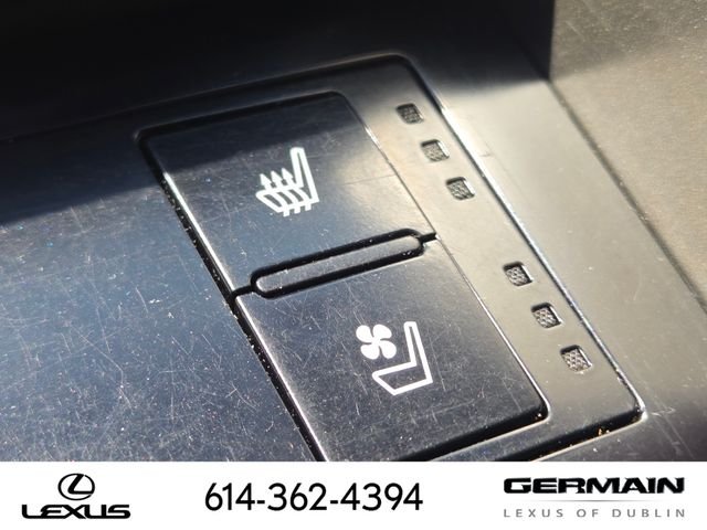 Used 2014  Lexus 250 image 16