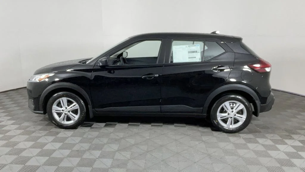 2025 Nissan KICKS PLAY Base - Photo 7