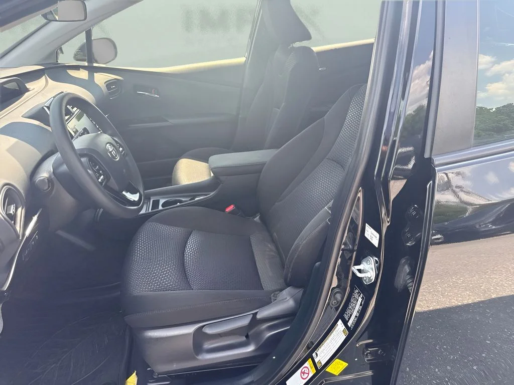 Used 2021 Black Toyota LE image 5