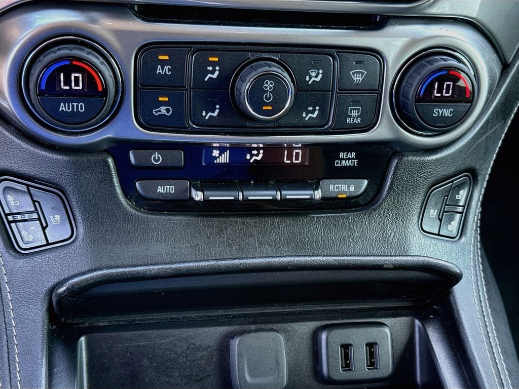 Used 2019 Black Chevrolet Premier image 16