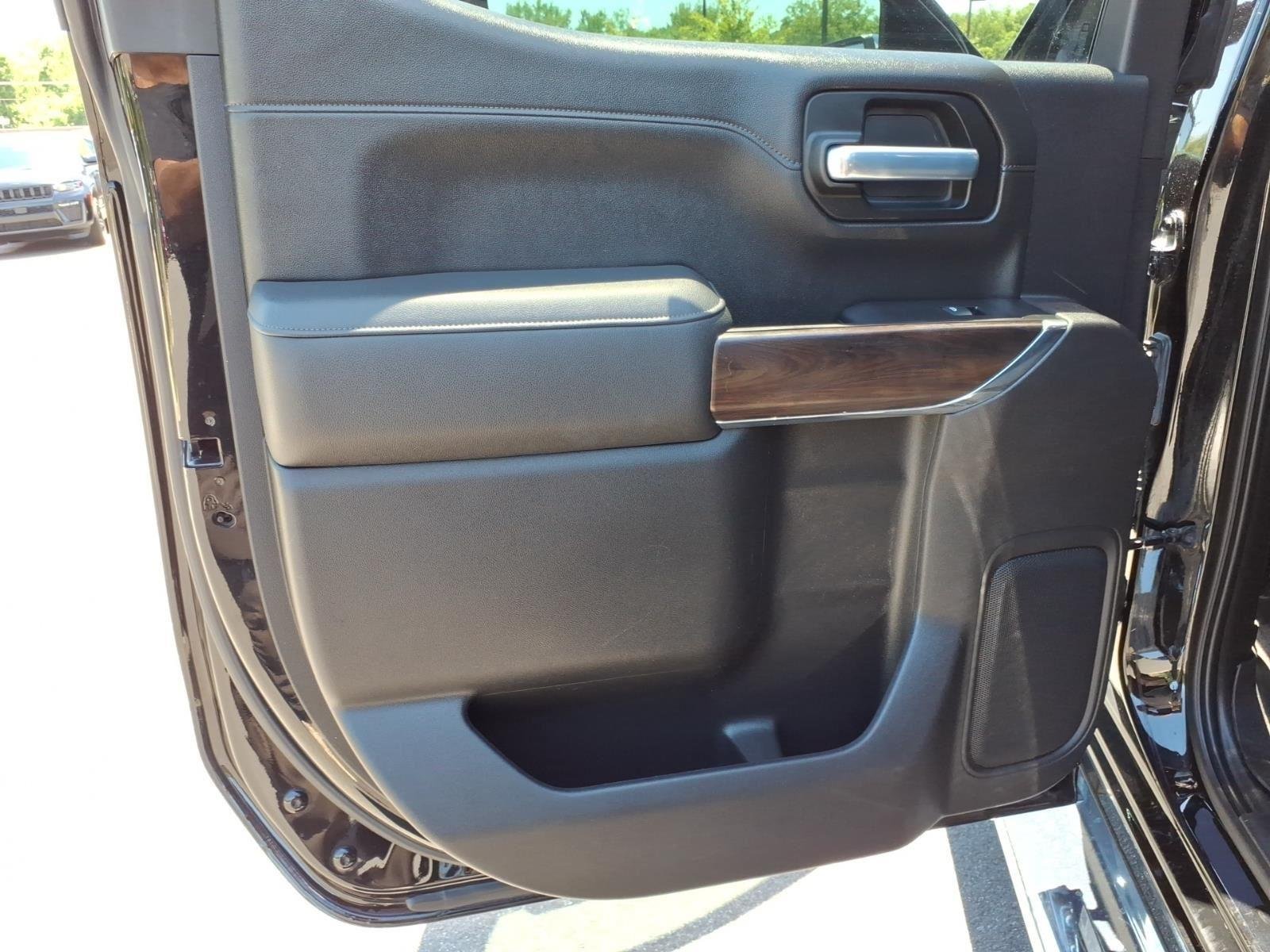 Used 2021 Onyx Black GMC SLT image 20