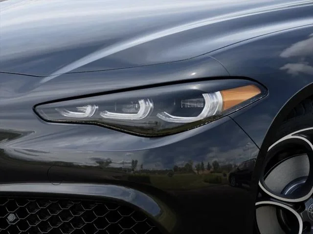 2025 Alfa Romeo Giulia Base - Photo 43