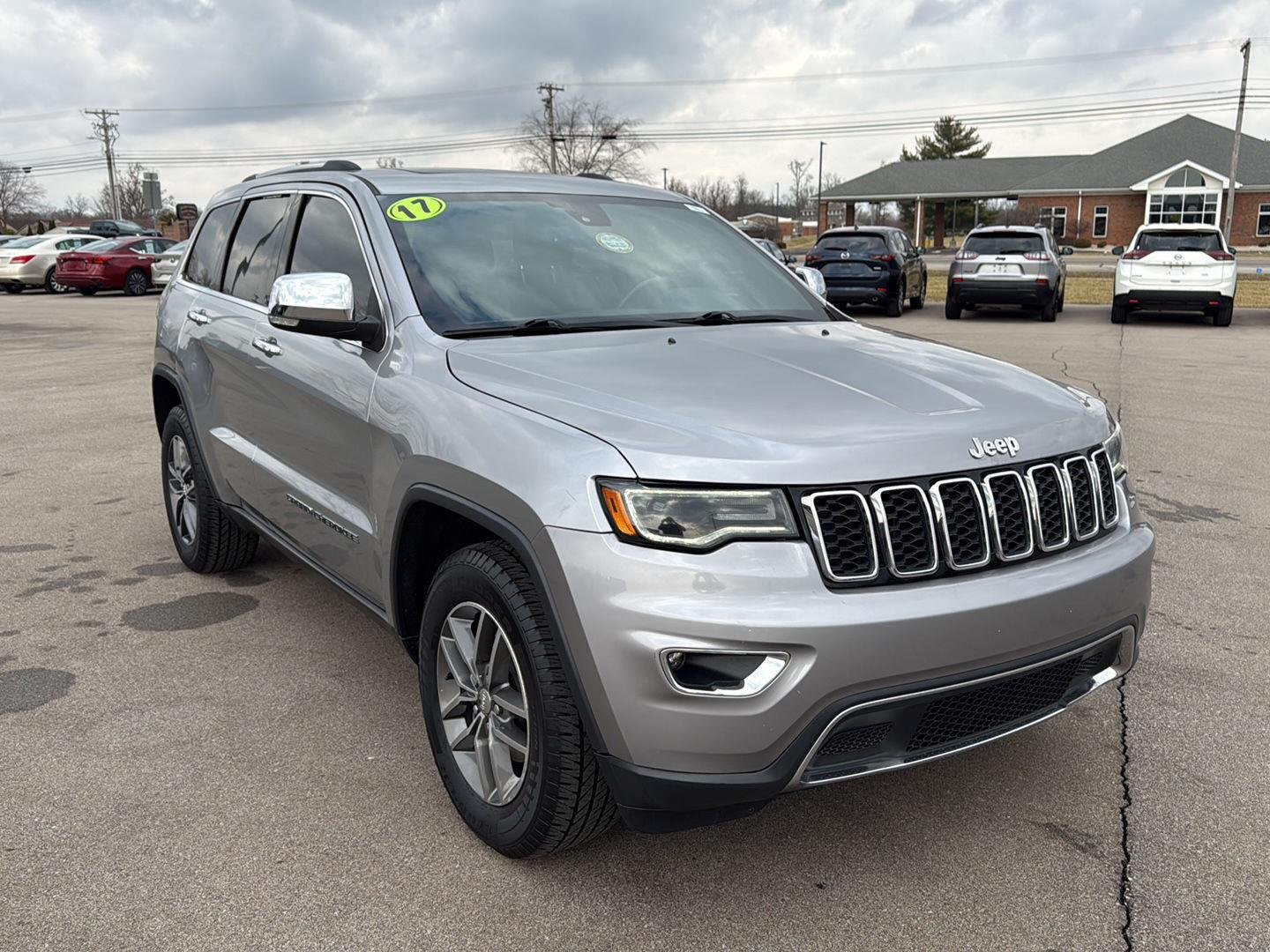 Used 2017 Jeep Grand Cherokee Limited with VIN 1C4RJEBGXHC779297 for sale in Scottsburg, IN