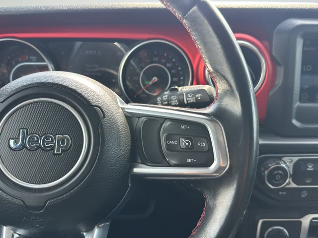 Used 2020 Gray Jeep Rubicon image 17