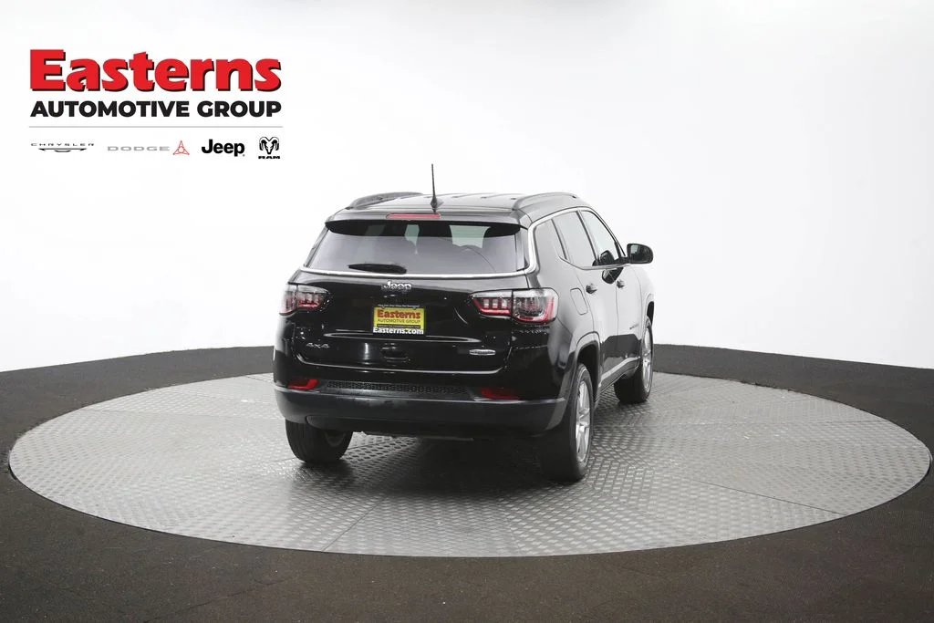 Certified Used 2022 Black Jeep Latitude image 38