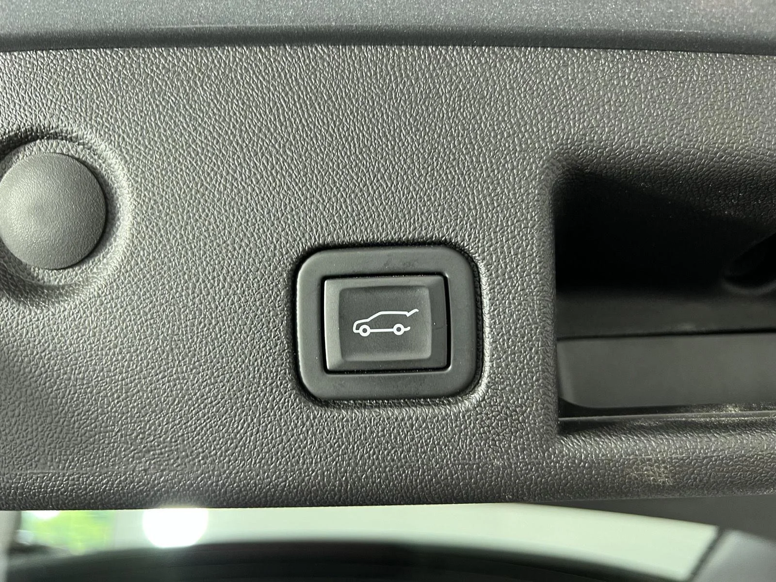 Used 2024 Sterling Gray Metallic Chevrolet LT image 22
