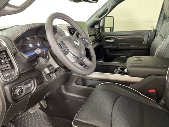 New 2026 Bright White Clear-Coat Exterior Paint RAM Laramie image 21