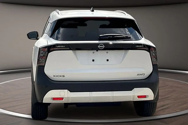 New 2026 White Nissan SV image 4