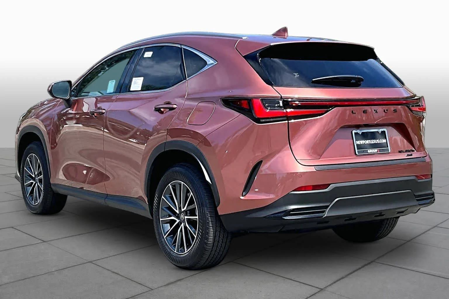 2026 Lexus NX 450h+ Premium - Photo 7