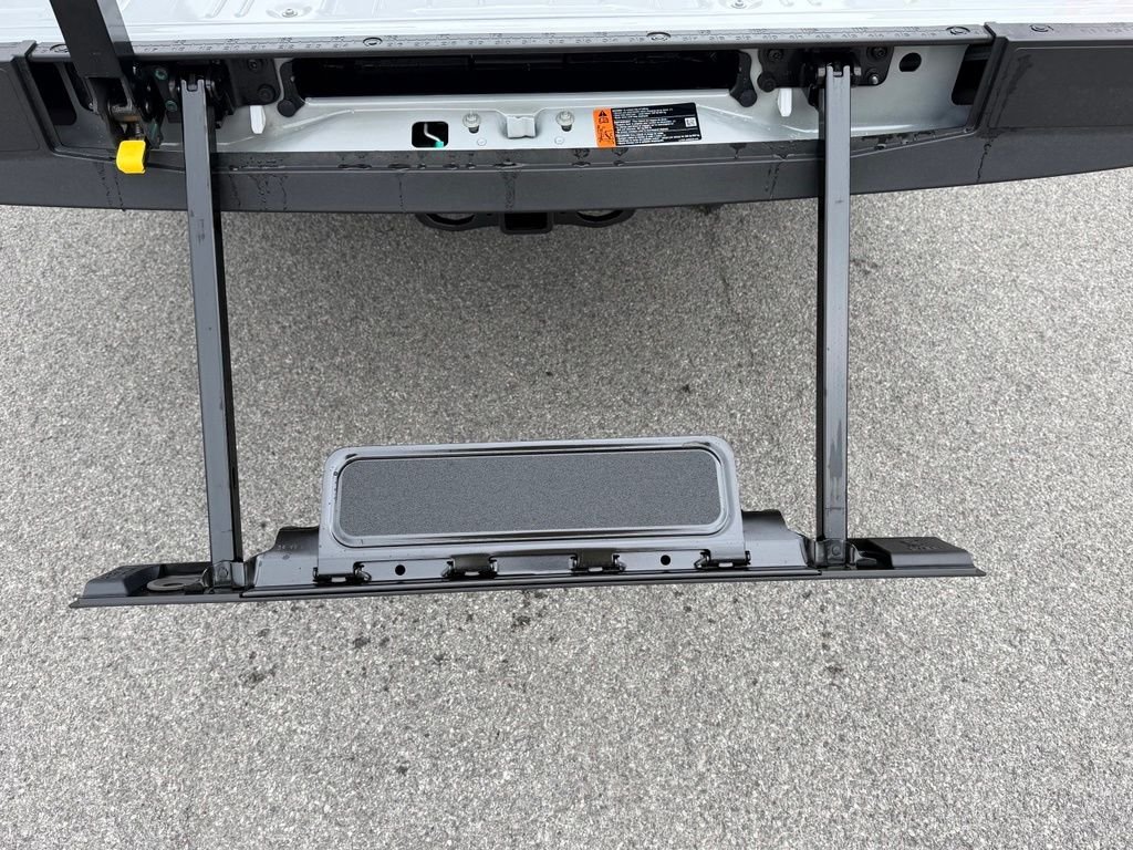 New 2026 Avalanche Ford F-250® XLT image 42