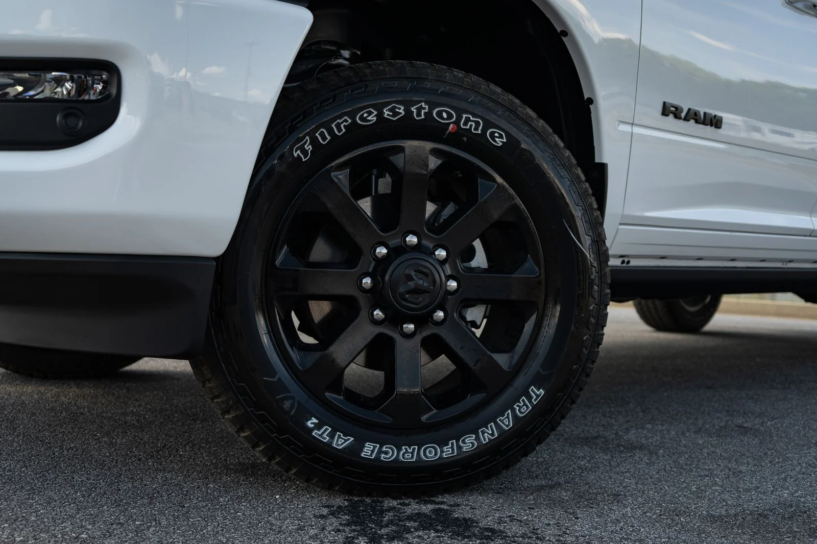 New 2026 Bright White Clear-Coat Exterior Paint RAM Laramie image 7