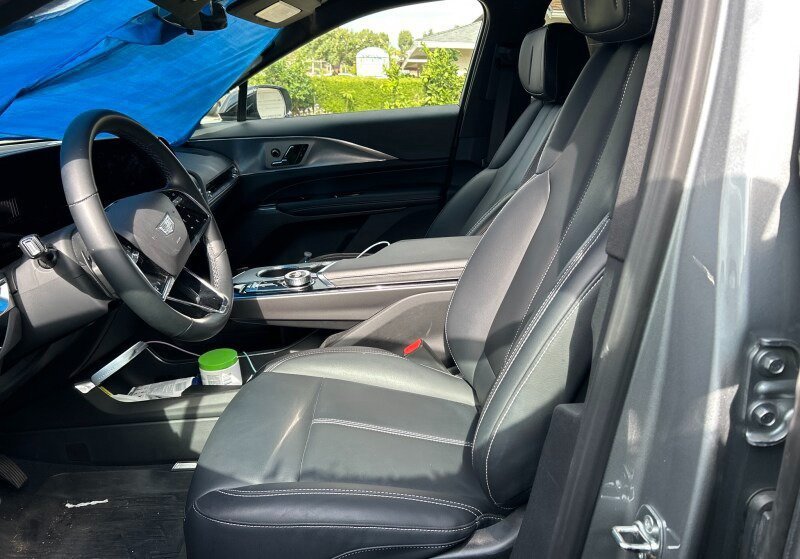 Used 2024 Argent Silver Metallic Cadillac Tech image 5