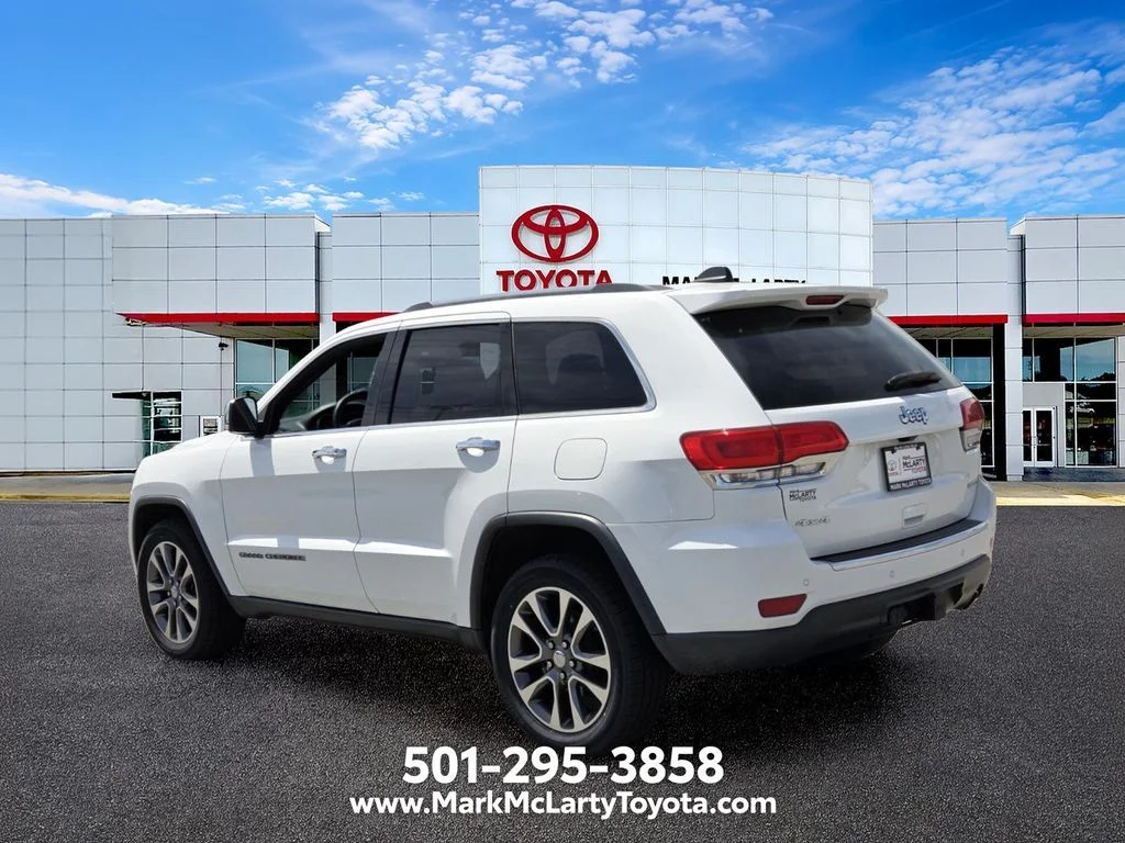Used 2018 White Jeep Limited image 3
