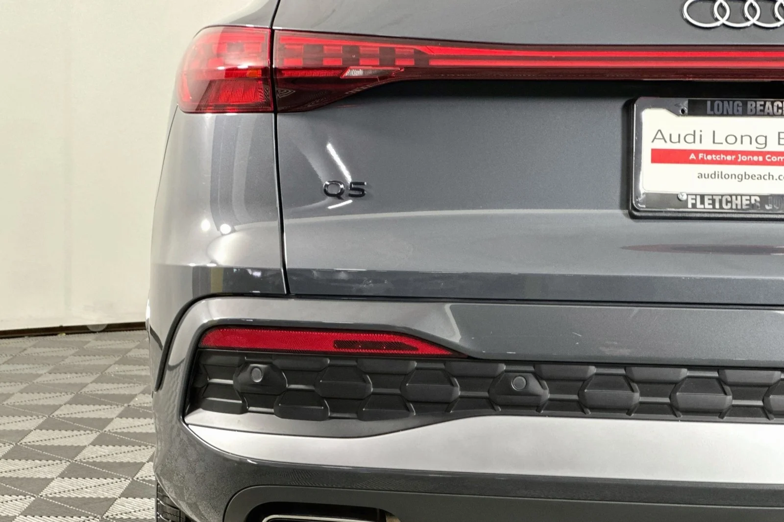 Used 2026 Tambora Gray Metallic Audi Premium Plus image 17