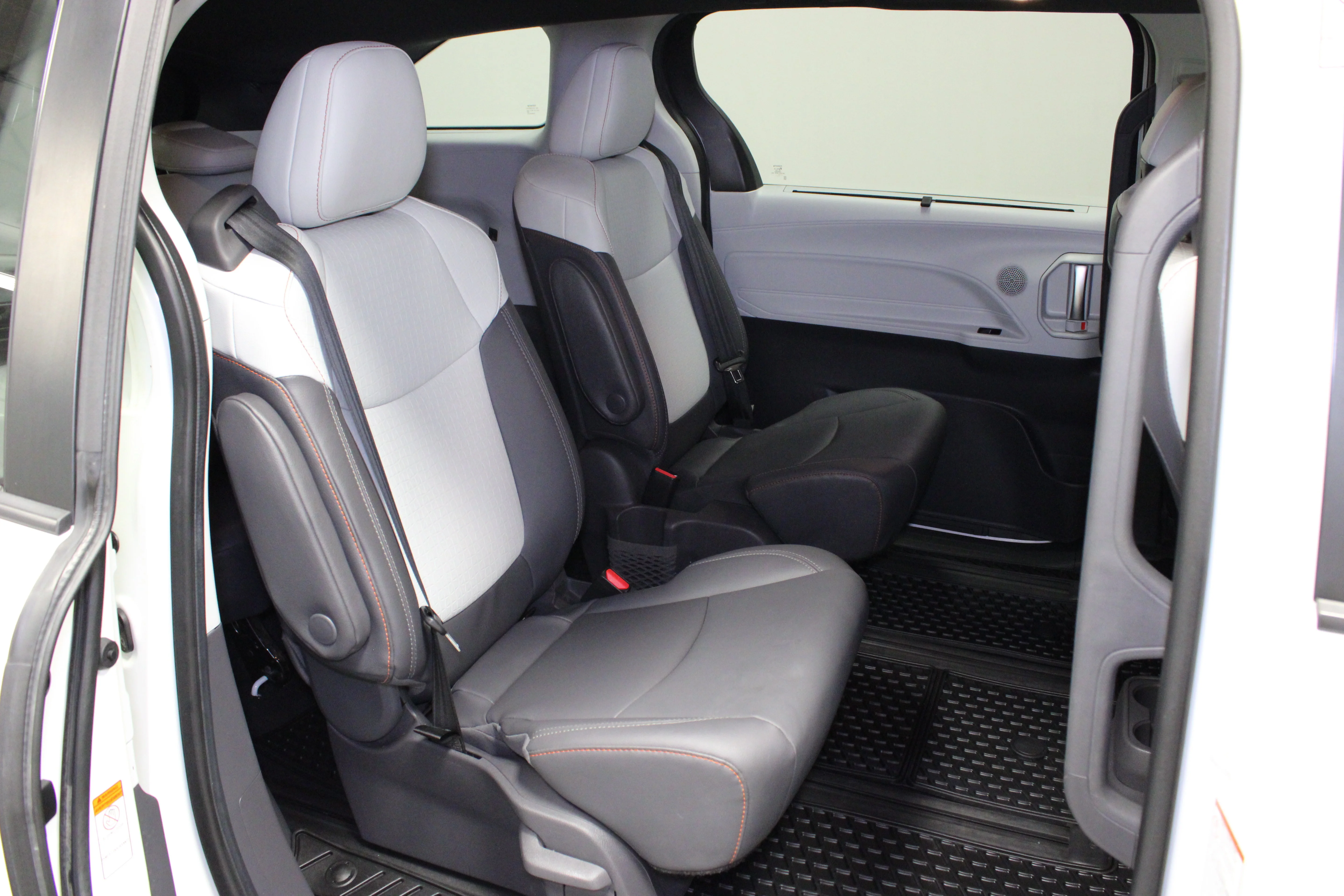 Used 2021 White Toyota XSE image 18