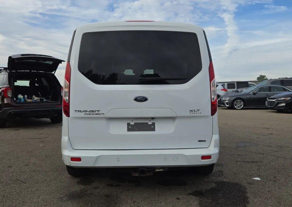 Used 2019 Frozen White Ford XLT image 4