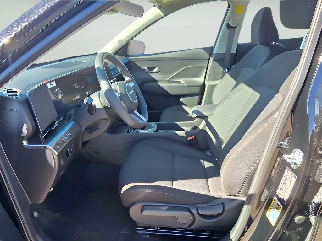 Used 2026 Abyss Black Pearl Hyundai SE image 9