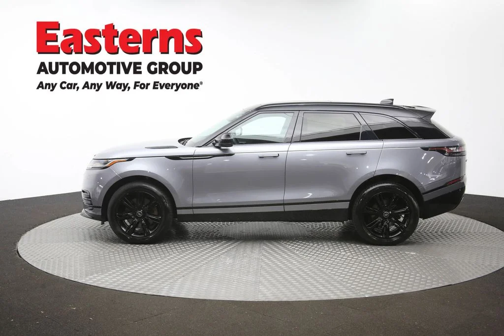 Used 2023 Gray Land Rover R-Dynamic S MHEV image 61