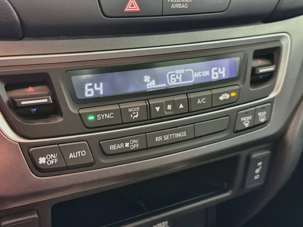 Used 2017 Gray Honda RTL image 17
