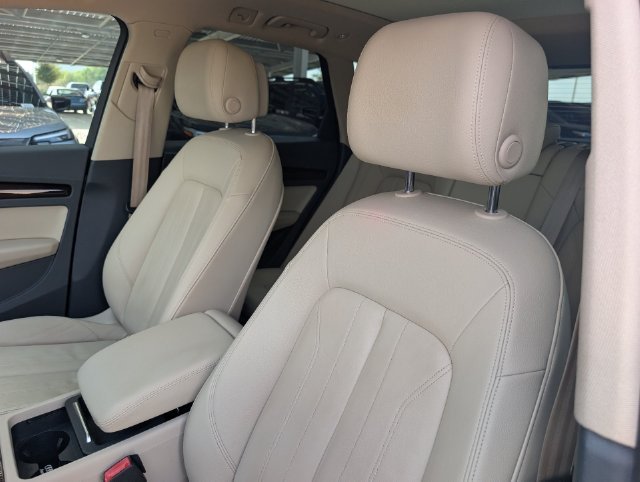 Used 2018 White Audi 2.0T Premium Plus image 10