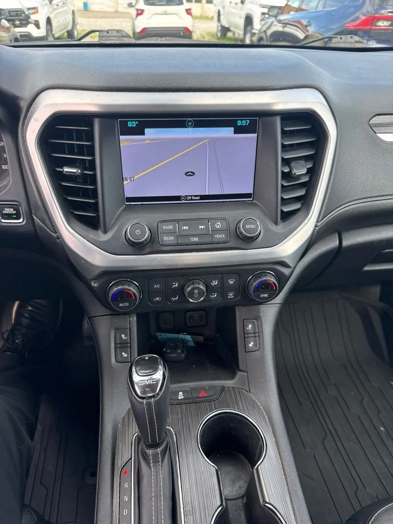 Used 2018 White GMC SLT-1 image 31