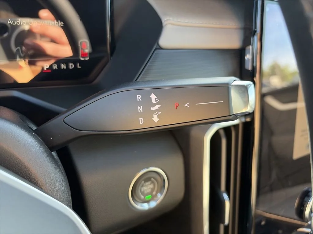 New 2026 Sterling Metallic GMC Elevation image 26