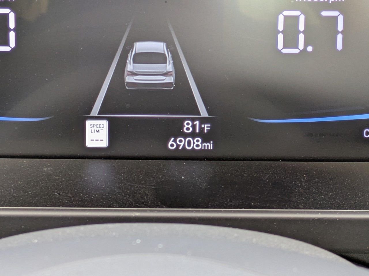 2025 Hyundai Elantra SEL - Photo 45