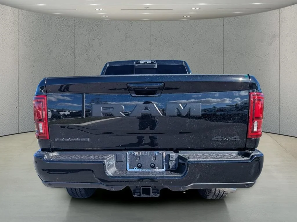 New 2026 Diamond Black Crystal Pearl-Coat Exterior Paint RAM Laramie image 6