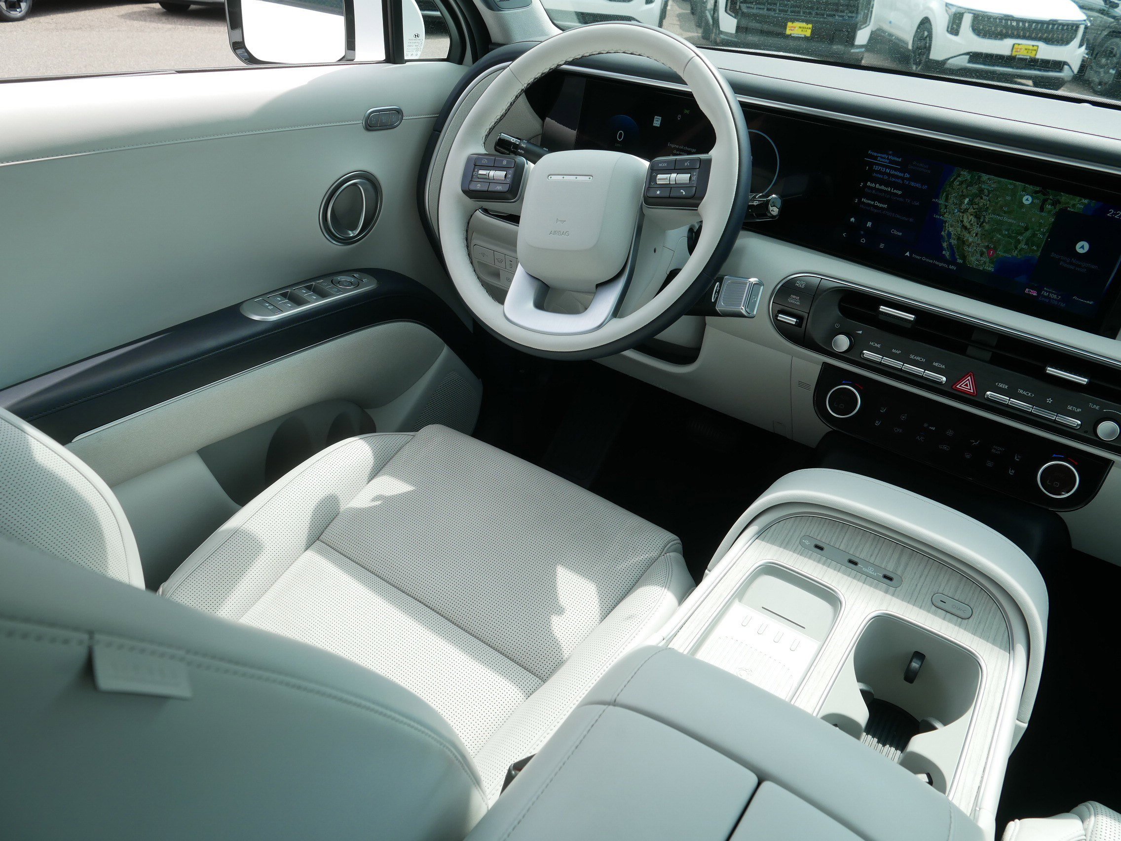 Used 2026 Creamy White Pearl Hyundai Calligraphy image 9
