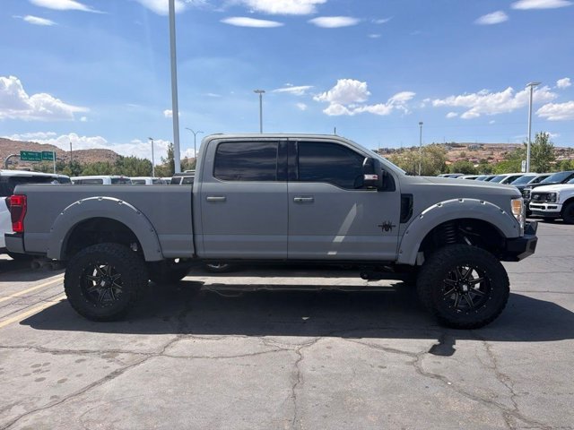 Used 2020 Magnetic Metallic Ford LARIAT image 7