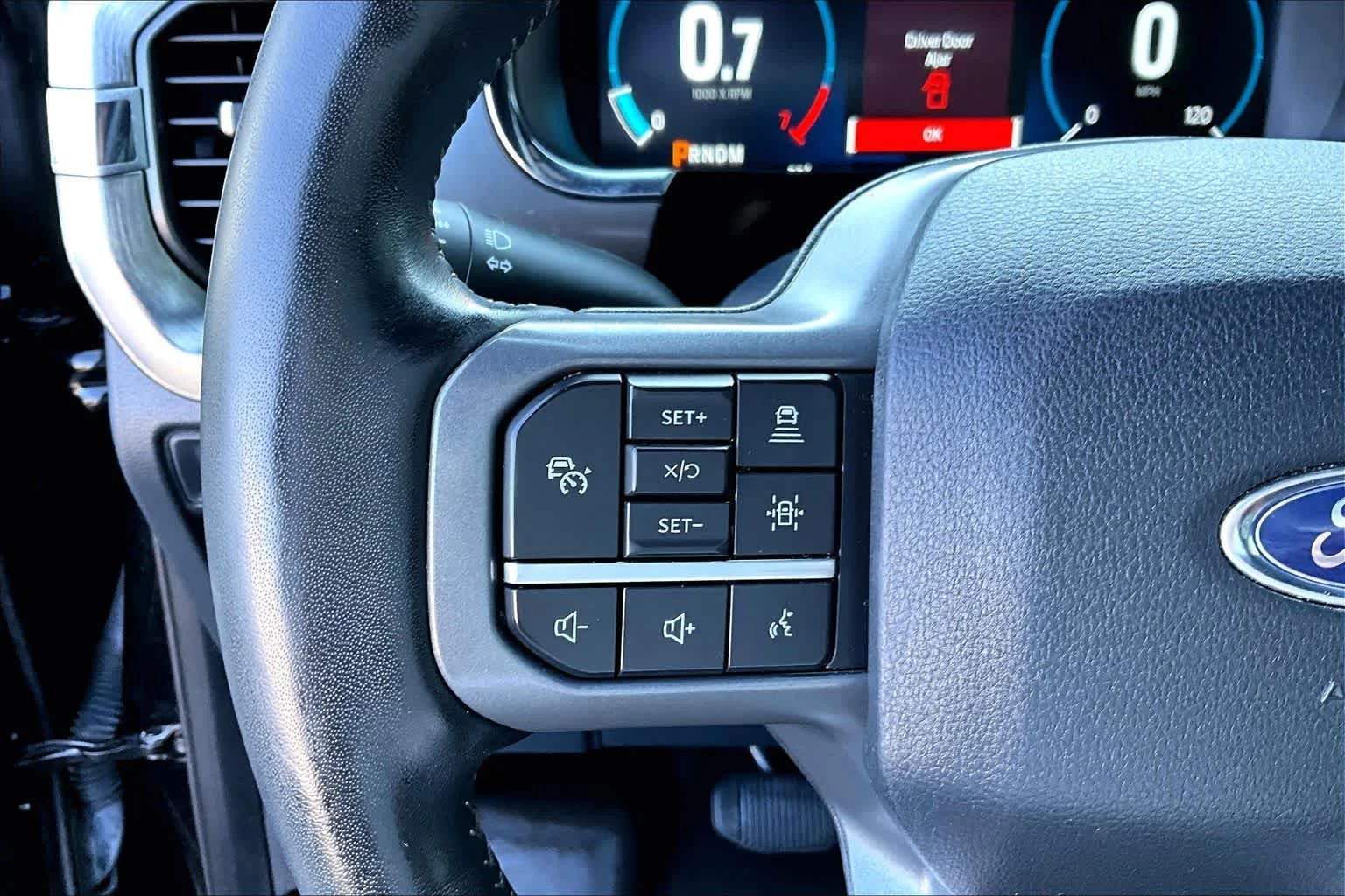 Used 2022 Agate Black Ford LARIAT image 22