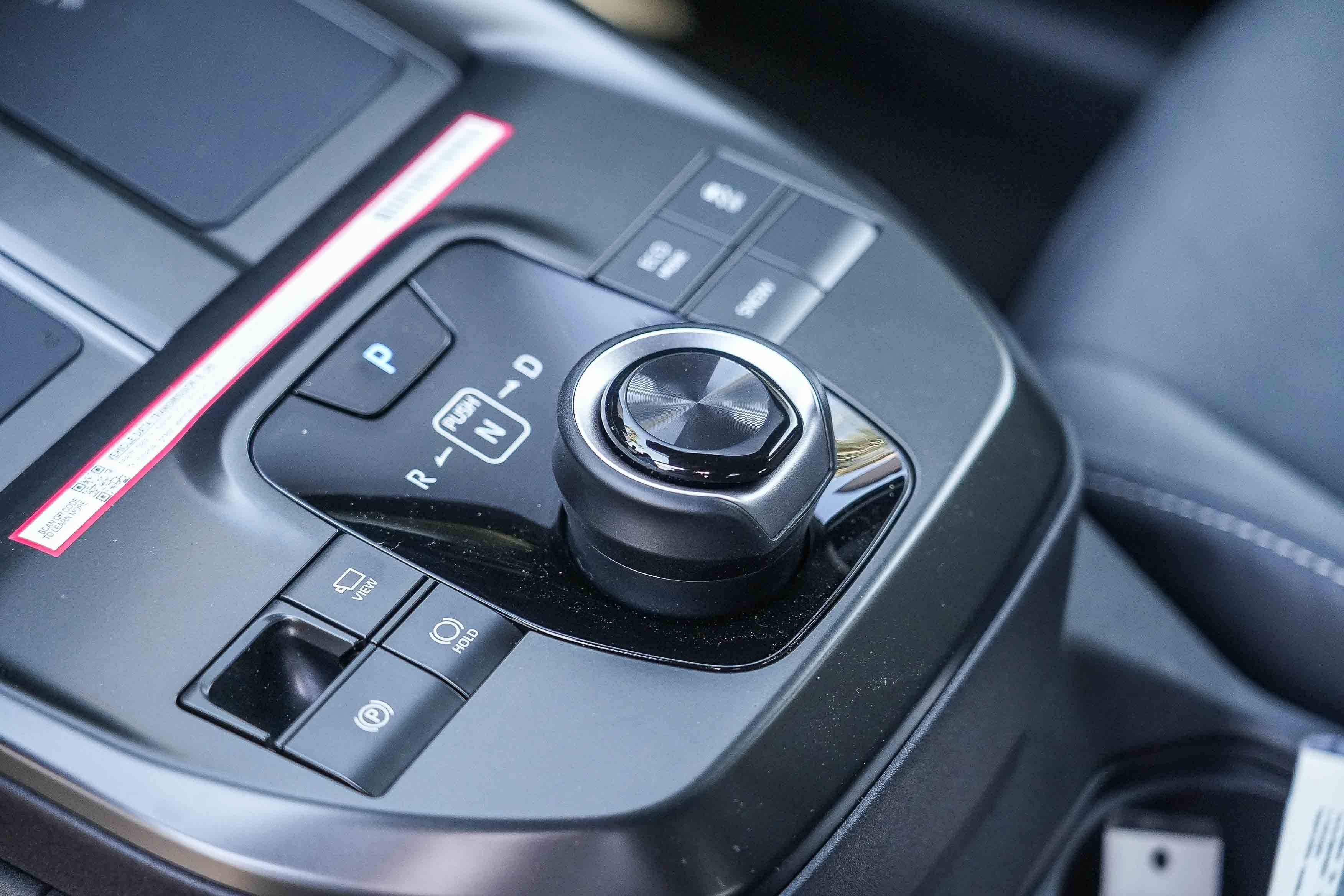 2026 Toyota C-HR XSE - Photo 22