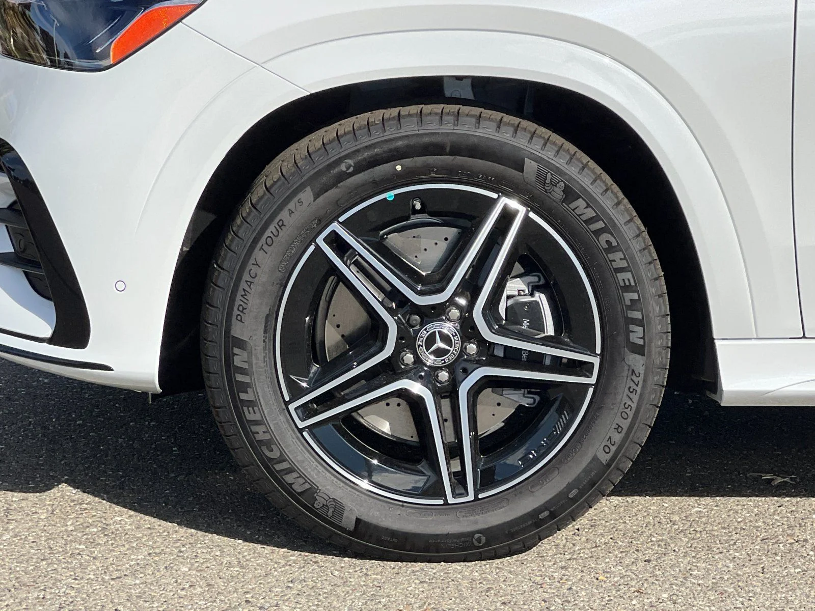 New 2026 White Mercedes-Benz GLE 450 image 11